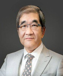 dr-fong_to_sang_dawson@2x